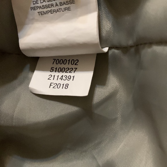 The Children’s Place Camo Love,Star & Flash appliqué Bomber Jacket SZ 5/6 - Picture 13 of 13